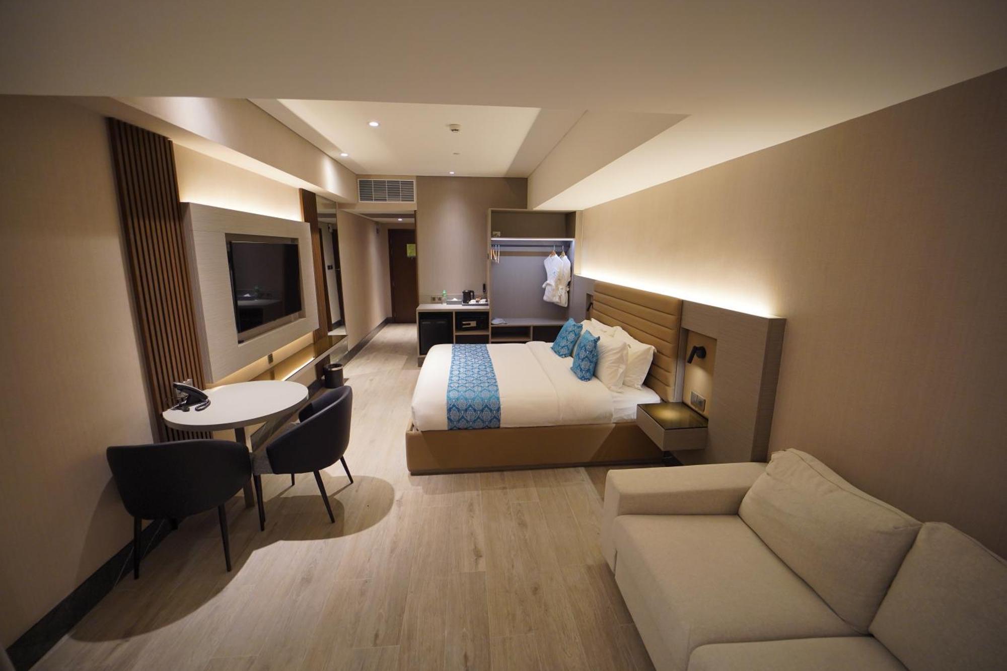 Bayprime Hotel Paranaque City Екстер'єр фото