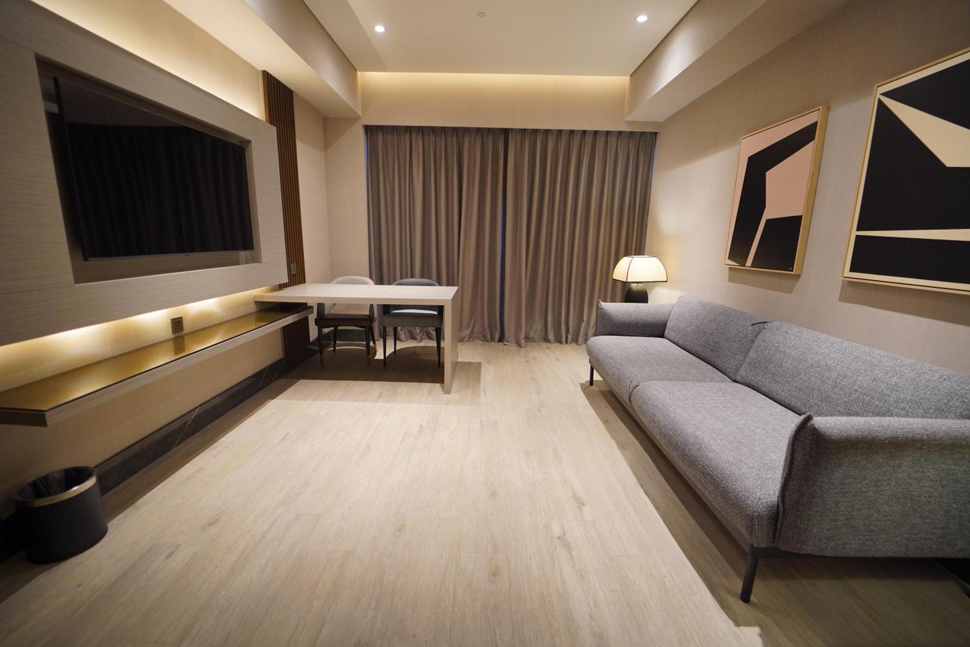 Bayprime Hotel Paranaque City Екстер'єр фото